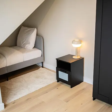 Beloved 3 Bedroom * ロッテルダム